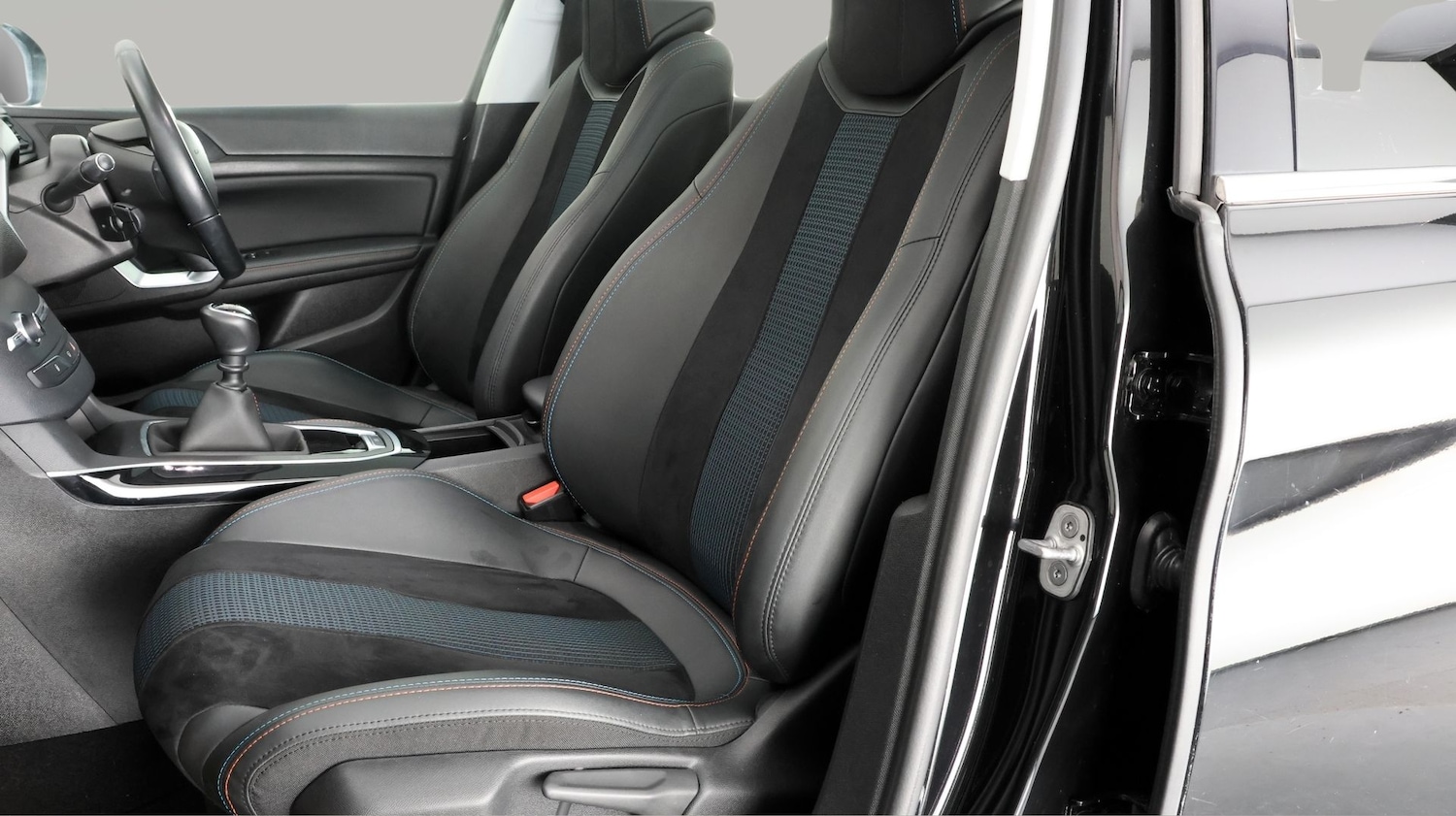 Used Peugeot 308 2019 for sale - 77632345: Photo 14