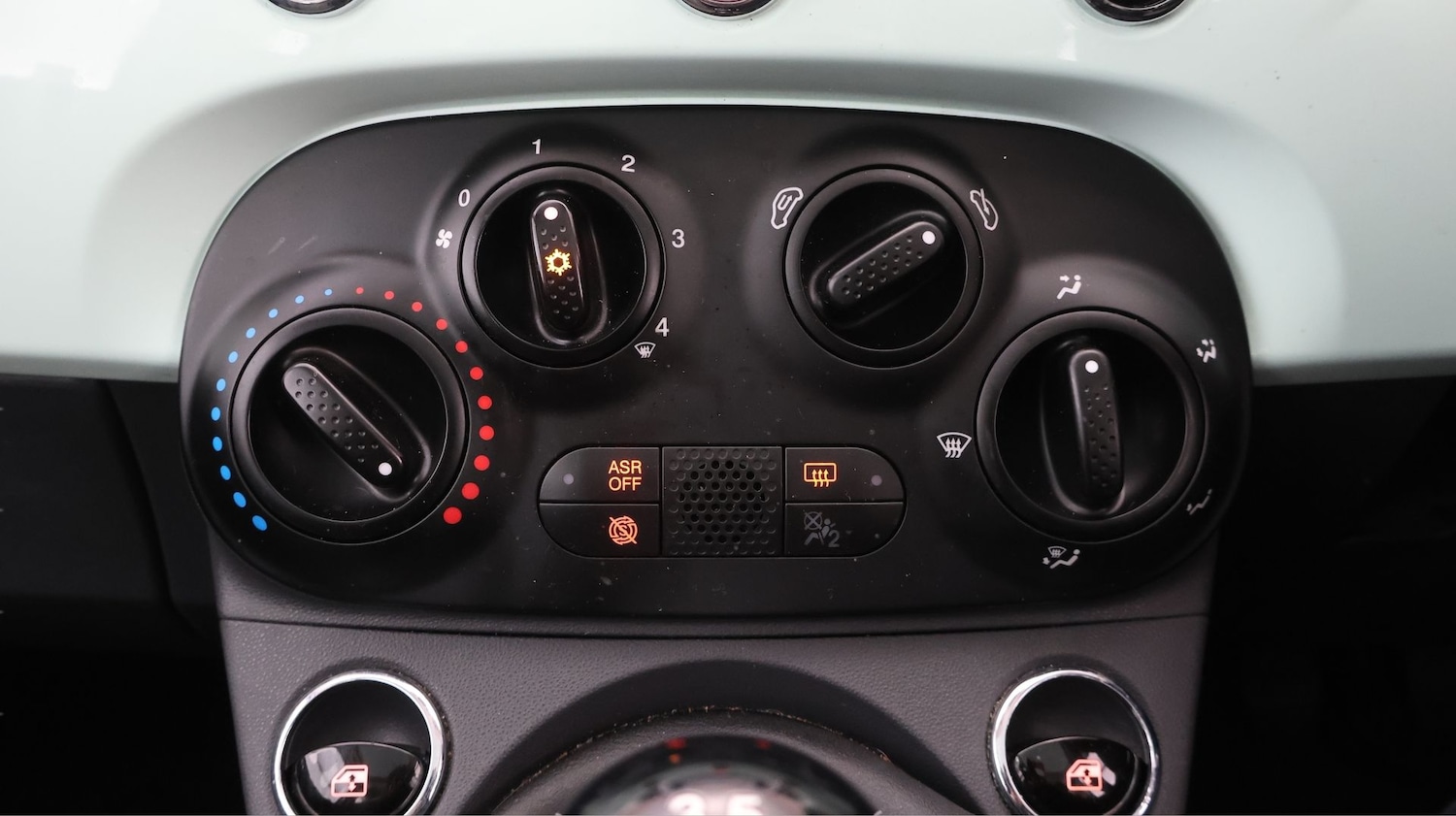 Used Fiat 500 2018 for sale - 77365523: Photo 11