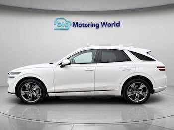 Used Genesis GV70 2023 for sale - 79582047: Photo