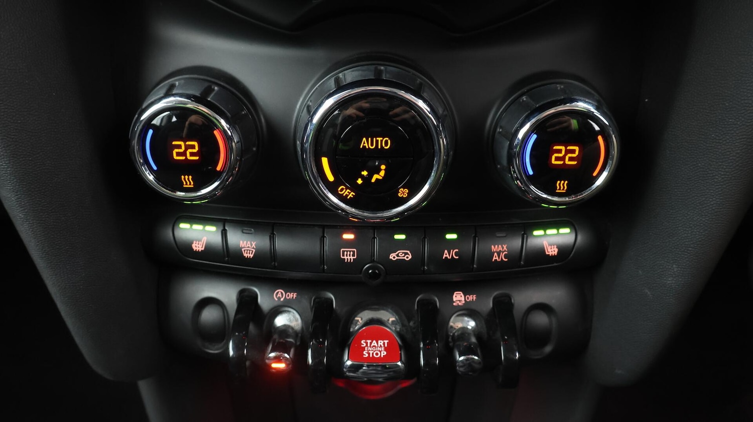 Used MINI Hatch 2020 for sale - 76592850: Photo 13