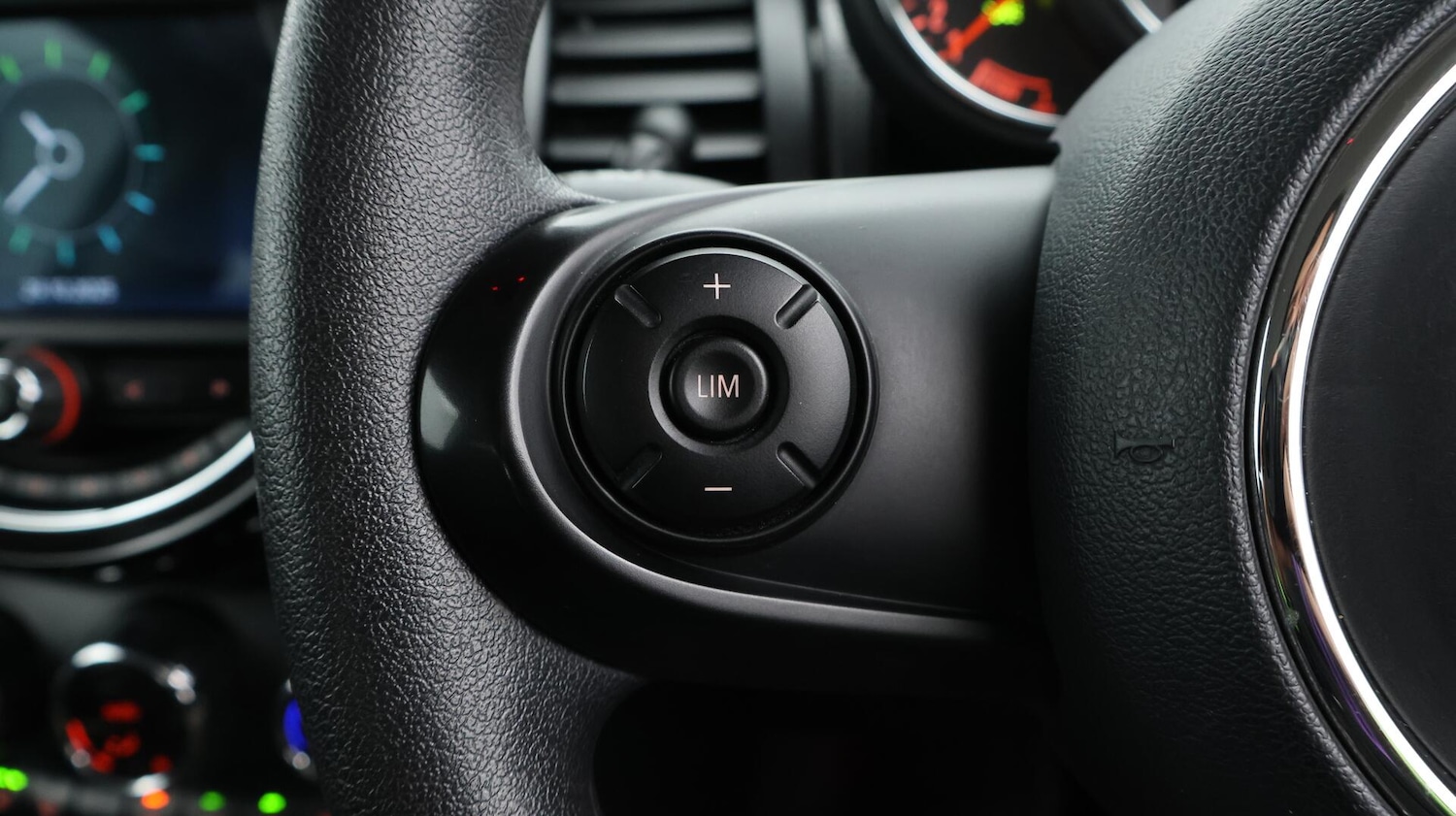 Used MINI Hatch 2020 for sale - 76592850: Photo 23