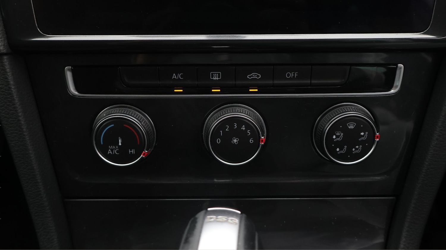 Used Volkswagen Golf 2019 for sale - 77607055: Photo 12