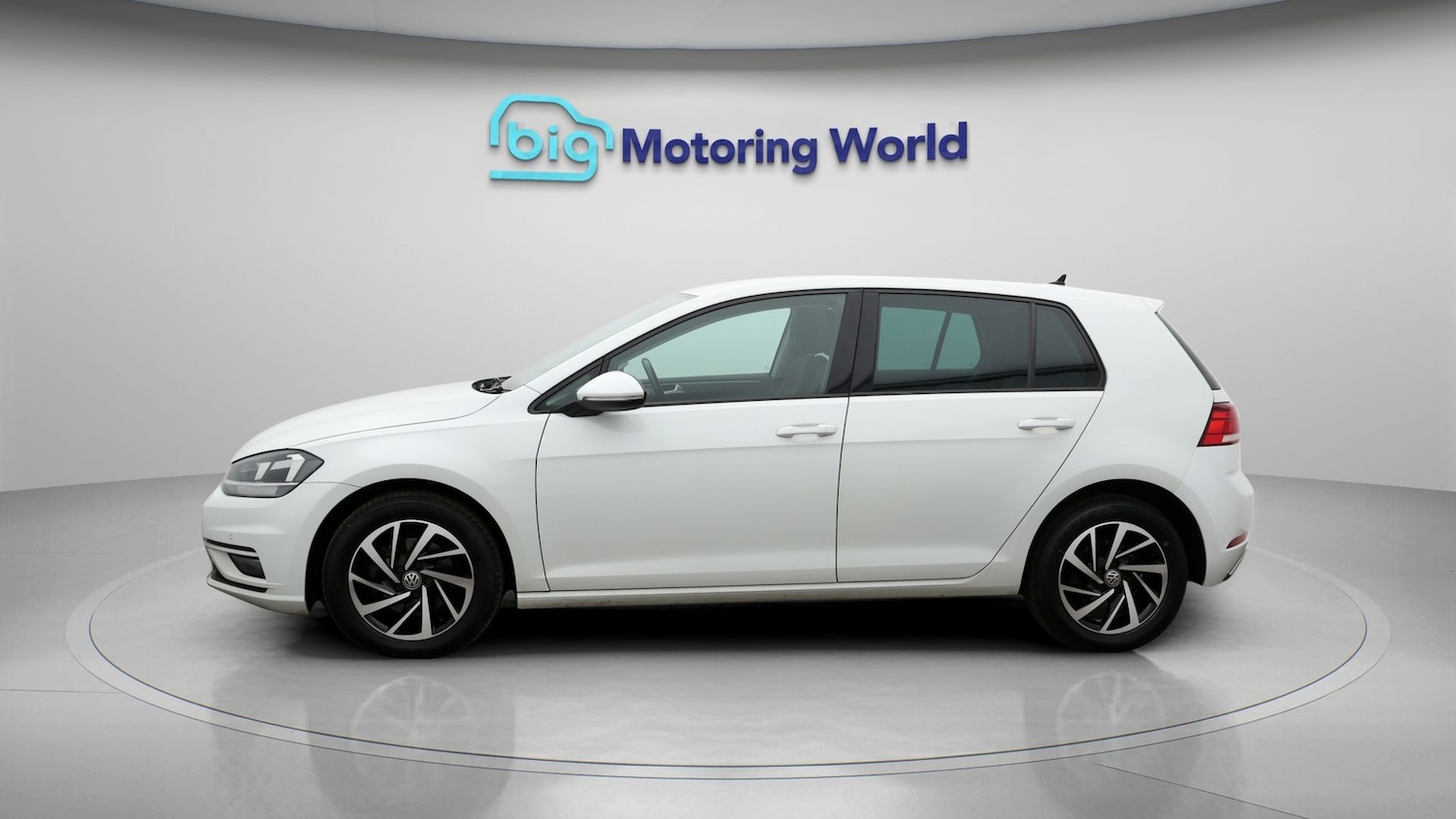 Used Volkswagen Golf 2019 for sale - 77607055: Photo 4