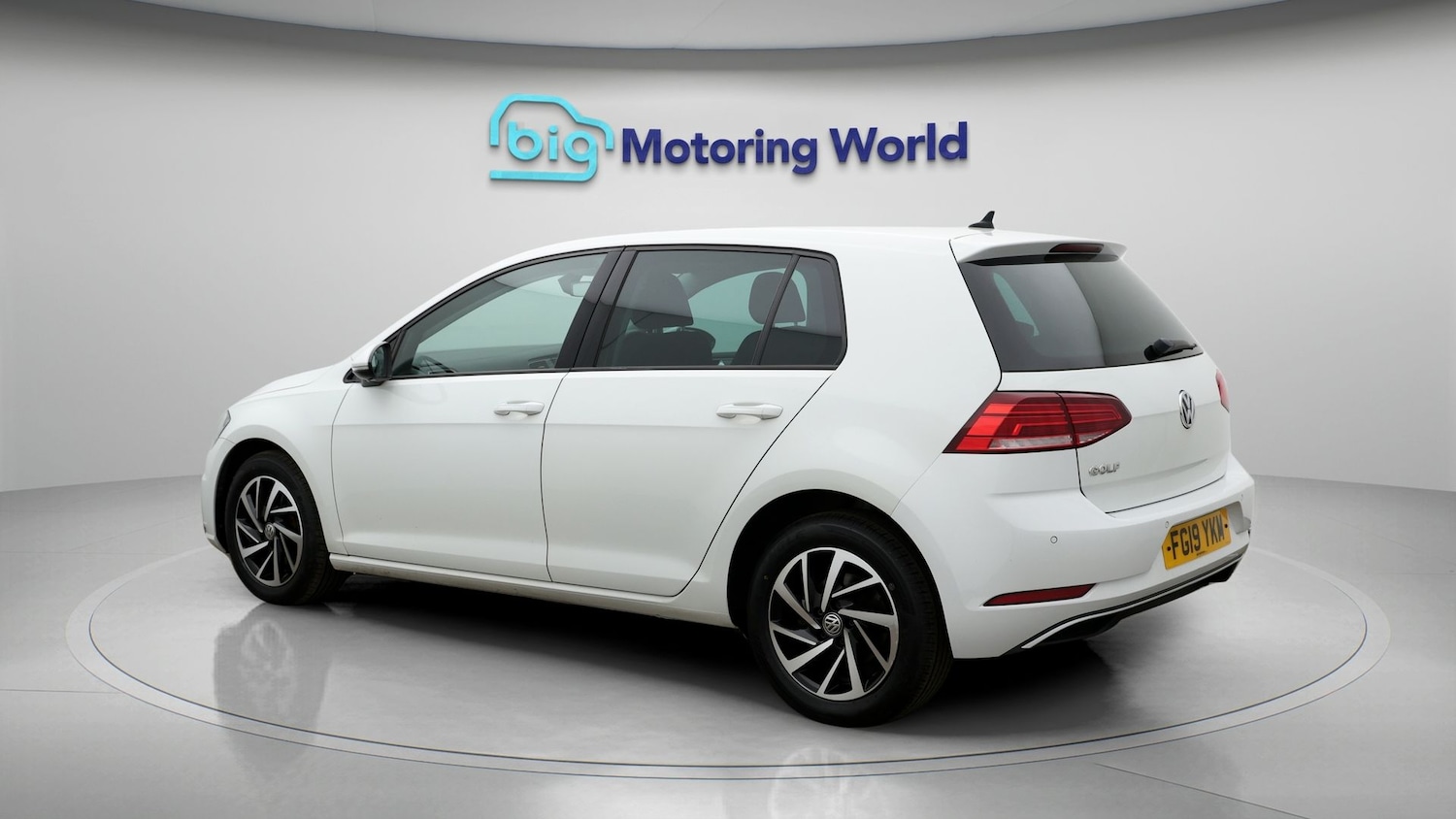 Used Volkswagen Golf 2019 for sale - 77607055: Photo 5