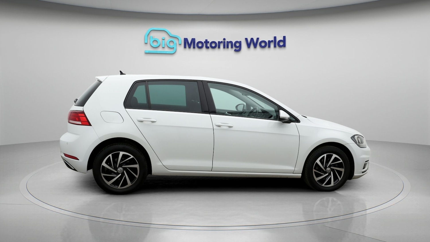 Used Volkswagen Golf 2019 for sale - 77607055: Photo 8