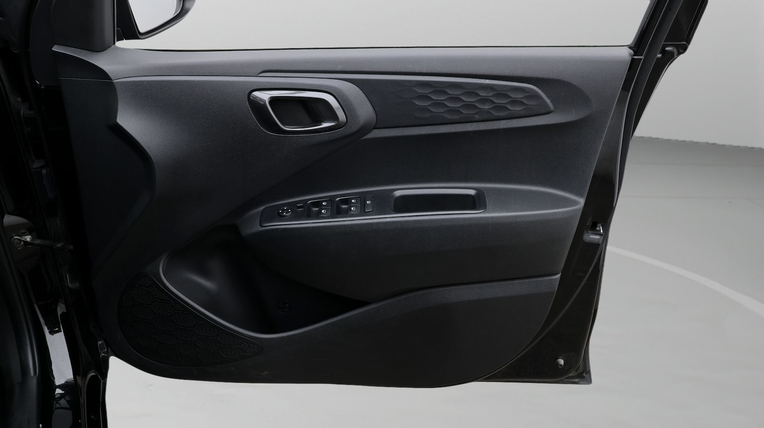 Used Hyundai i10 2023 for sale - 77603914: Photo 15