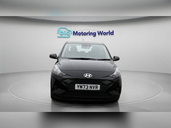 Used Hyundai i10 2023 for sale - 77603914: Photo