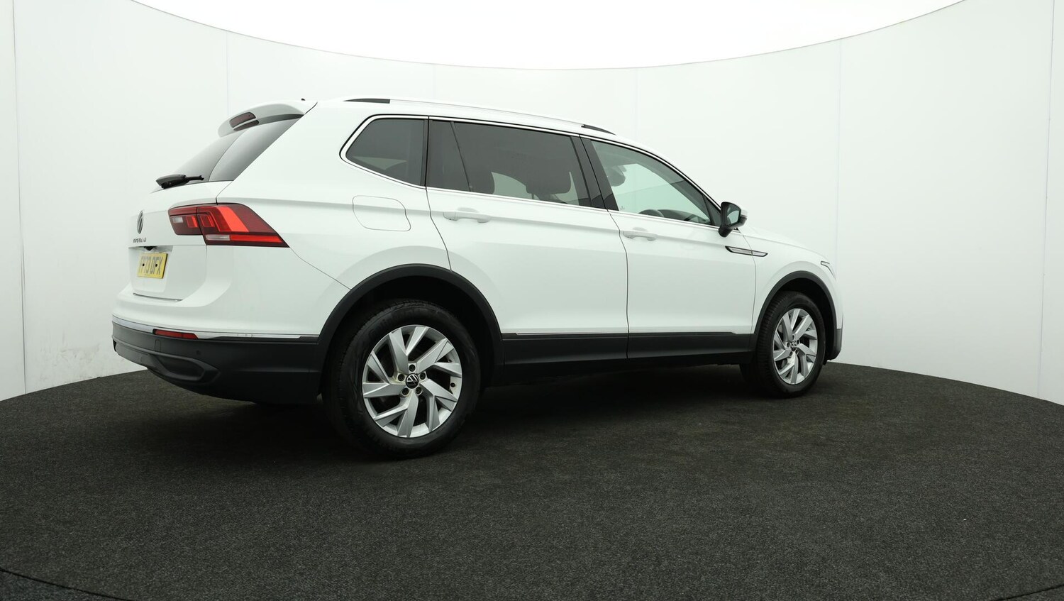 Used Volkswagen Tiguan Allspace 2023 for sale - 76167119: Photo 37