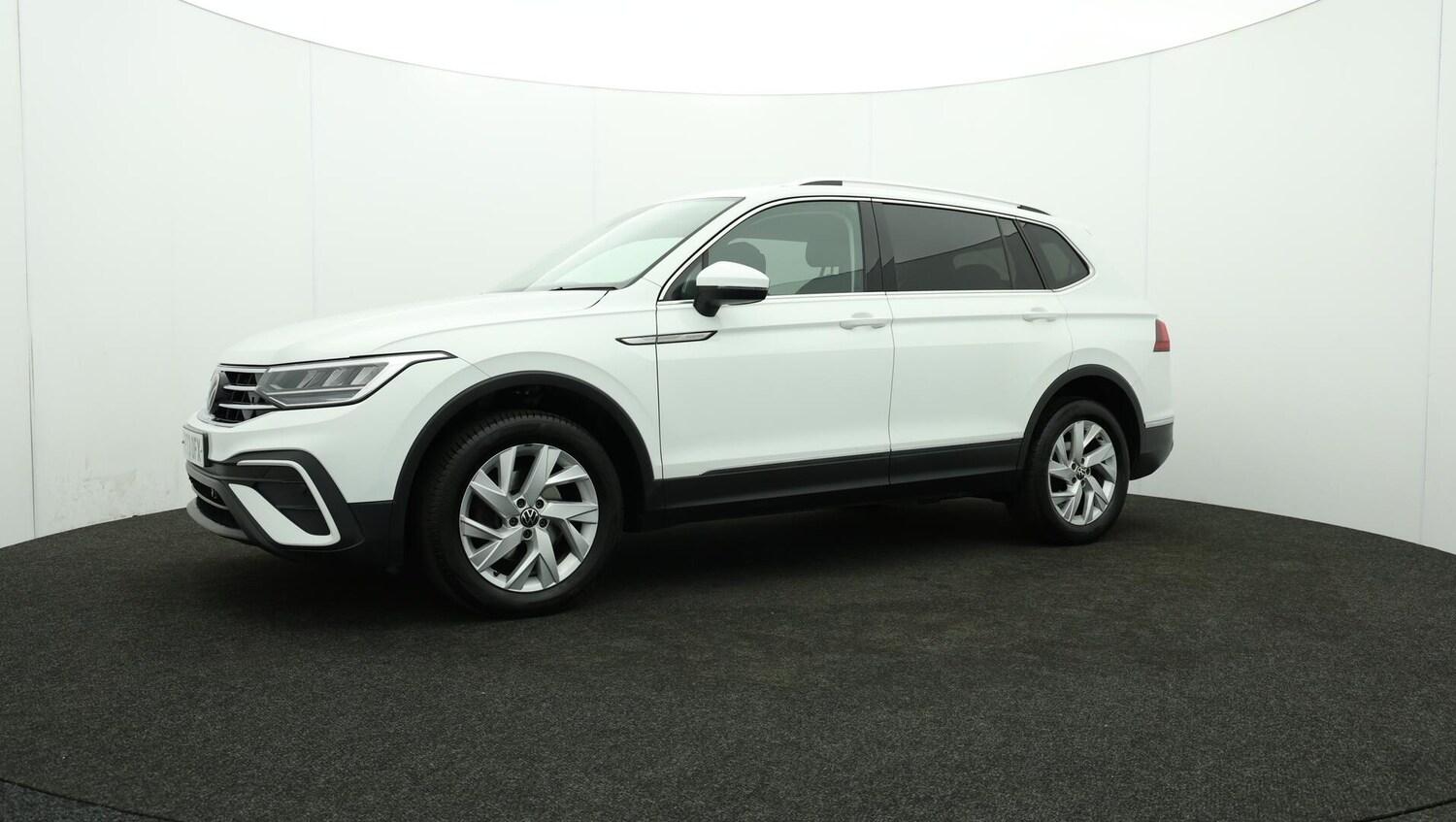 Used Volkswagen Tiguan Allspace 2023 for sale - 76167119: Photo 66