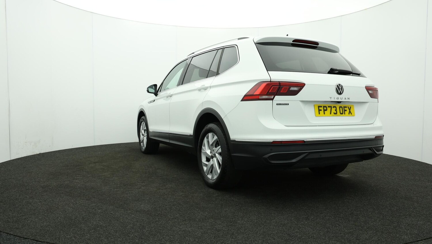 Used Volkswagen Tiguan Allspace 2023 for sale - 76167119: Photo 82