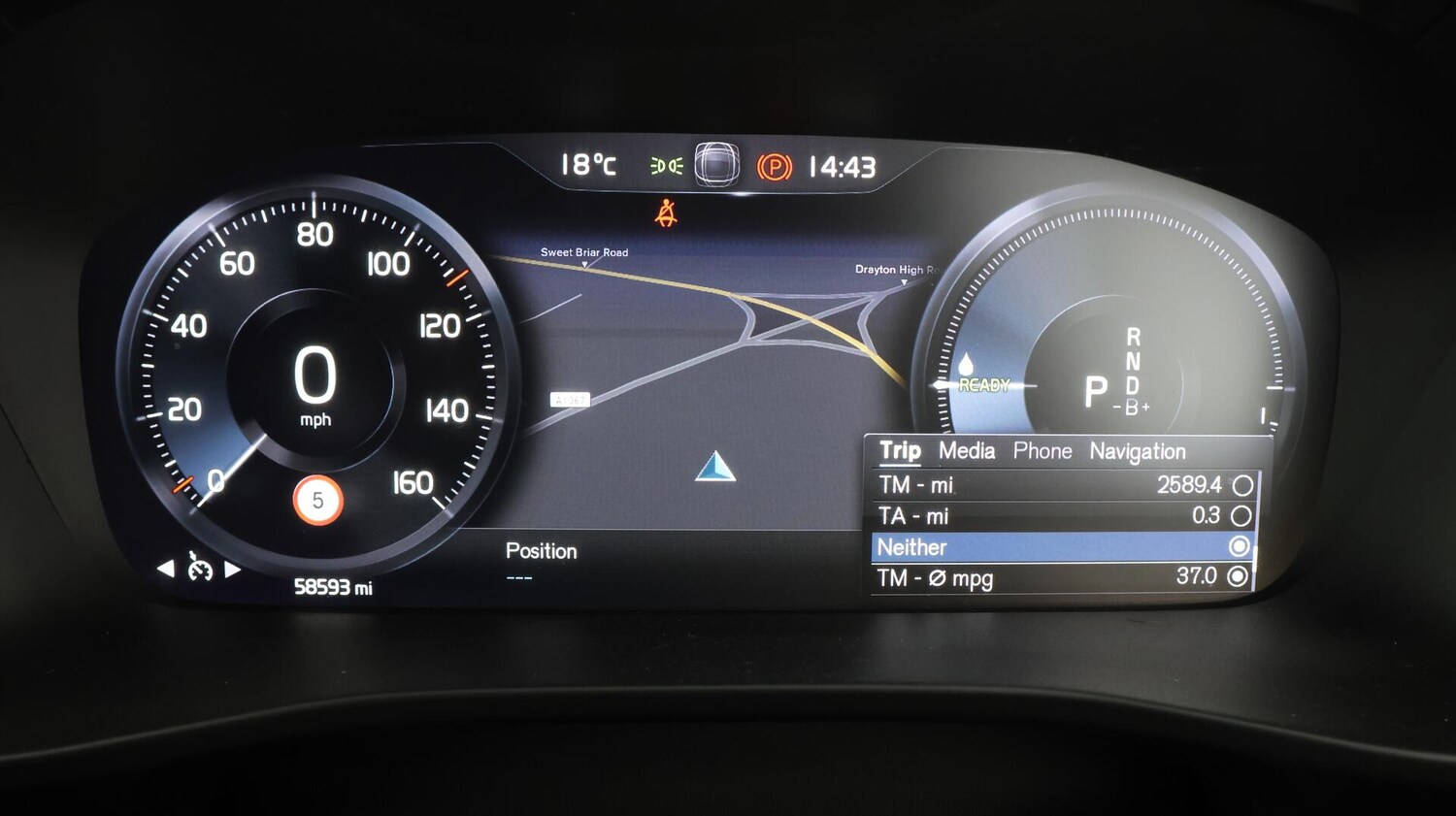 Used Volvo XC40 2021 for sale - 76620048: Photo 11