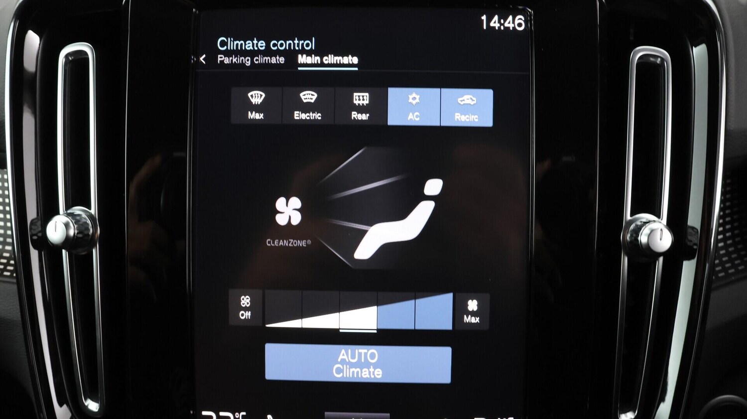 Used Volvo XC40 2021 for sale - 76620048: Photo 13