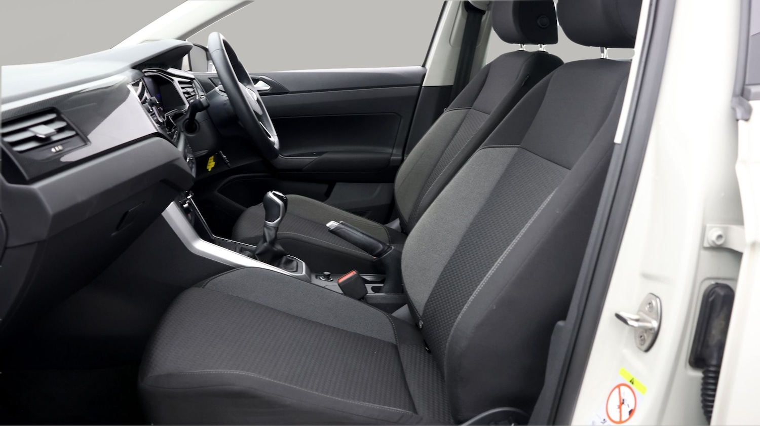 Used Volkswagen Polo 2022 for sale - 77640894: Photo 14