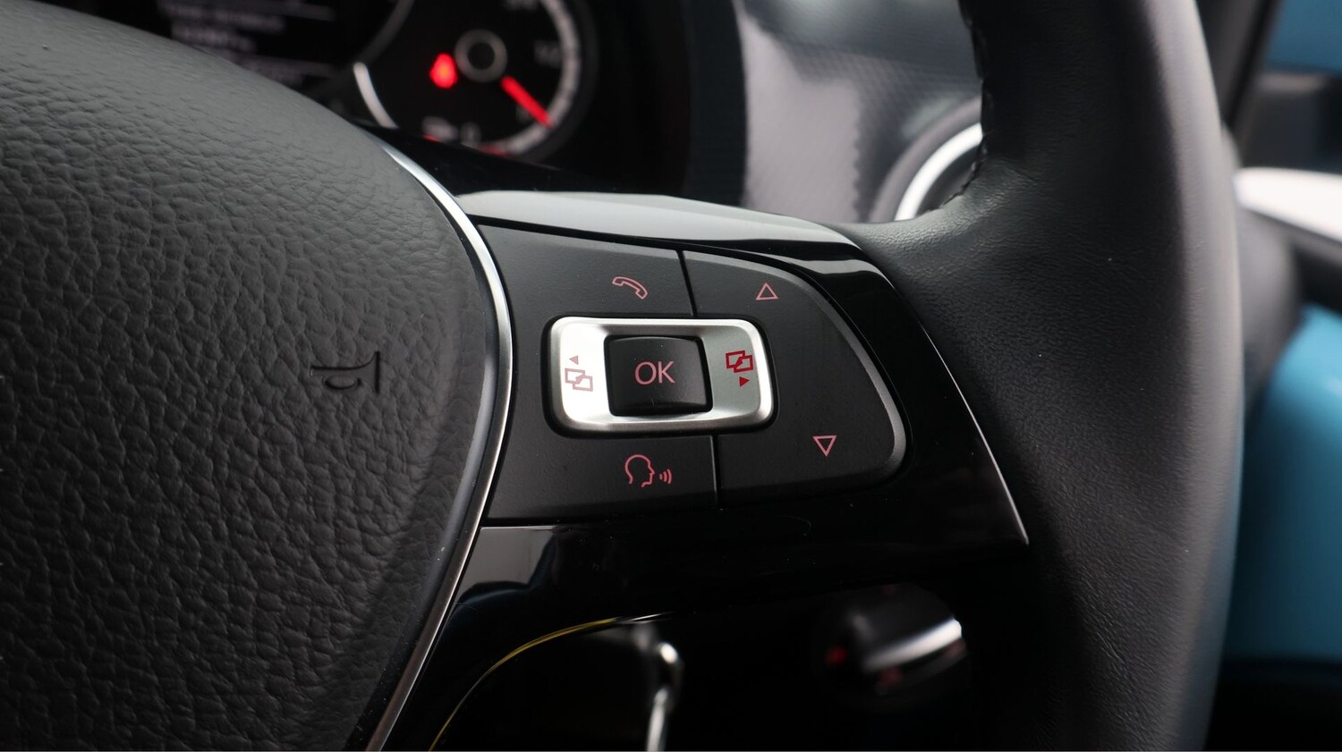 Used Volkswagen up! 2022 for sale - 77650120: Photo 23