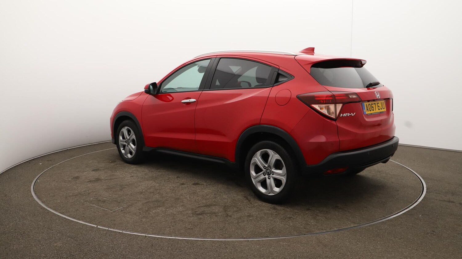 Used Honda HR-V 2017 for sale - 76059574: Photo 64
