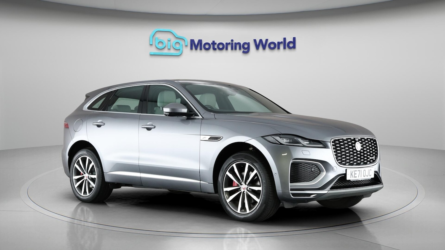 Used Jaguar F-Pace 2021 for sale - 76521699: Photo 2