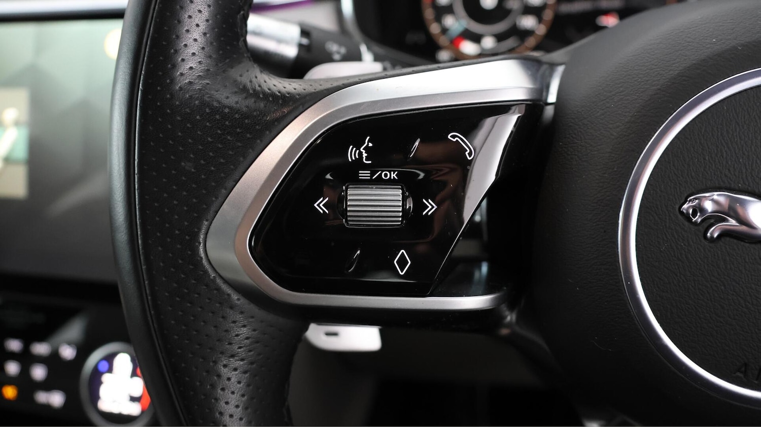 Used Jaguar F-Pace 2021 for sale - 76521699: Photo 27