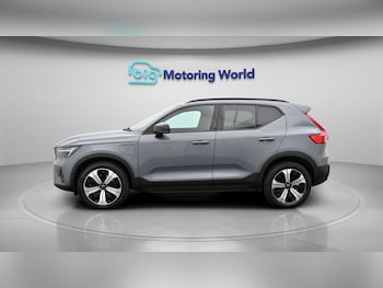 Used Volvo XC40 2023 for sale - 78370876: Photo