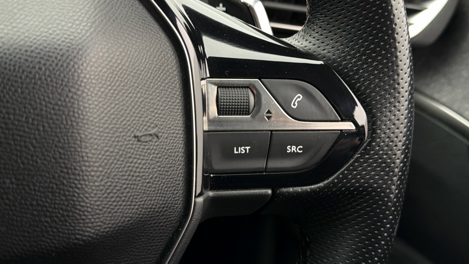 Used Peugeot 3008 2018 for sale - 78038065: Photo 23