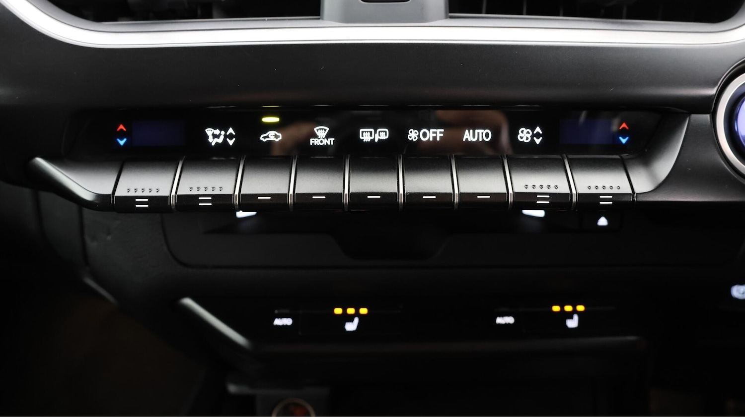 Used Lexus UX 2022 for sale - 76175017: Photo 16