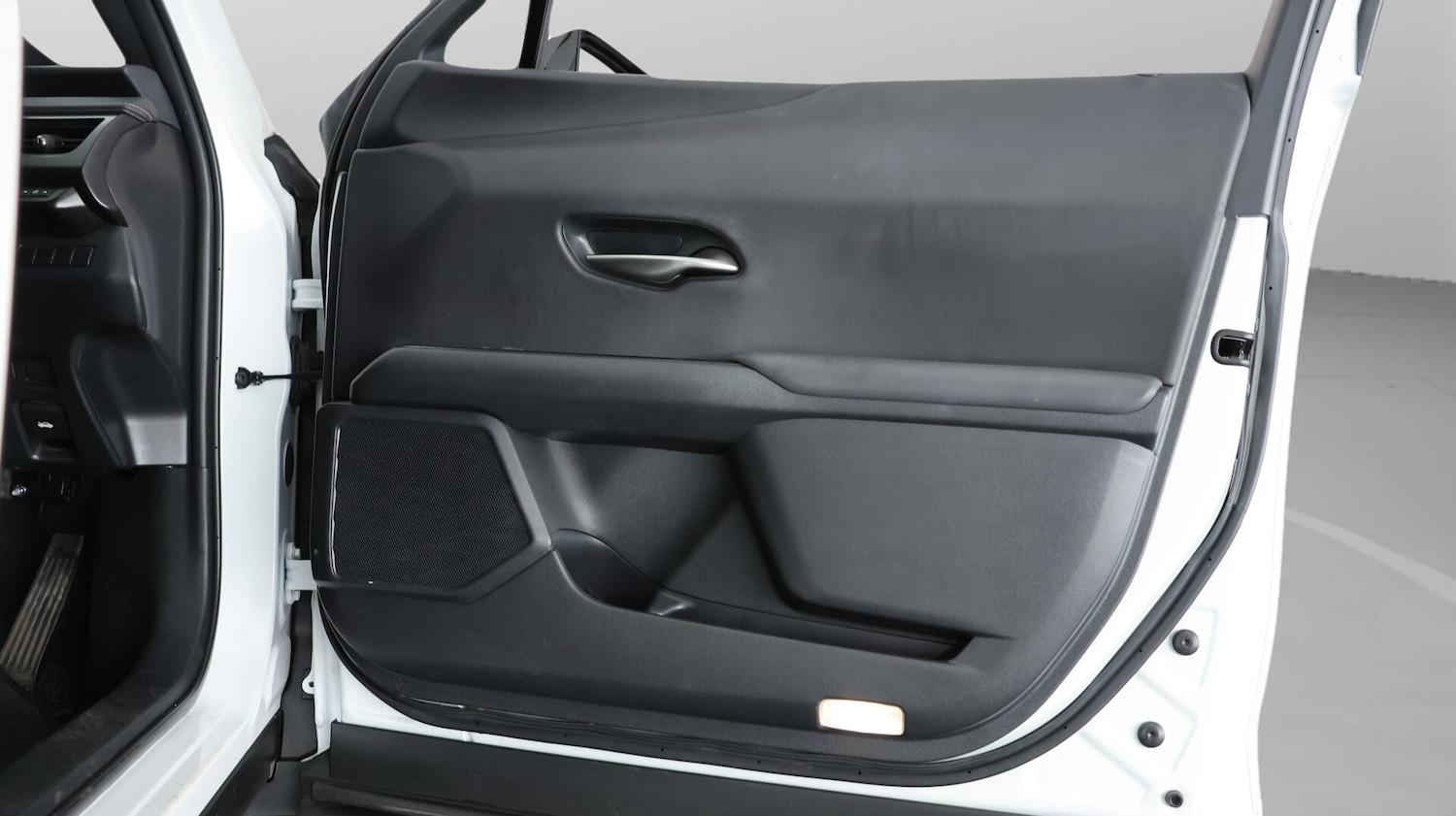 Used Lexus UX 2022 for sale - 76175017: Photo 22