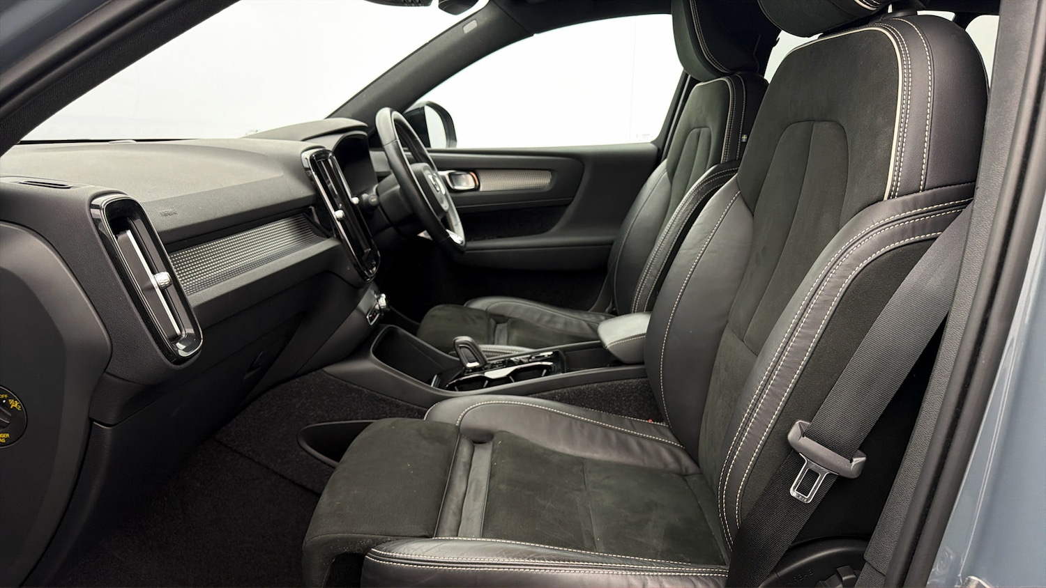 Used Volvo XC40 2021 for sale - 78197894: Photo 13