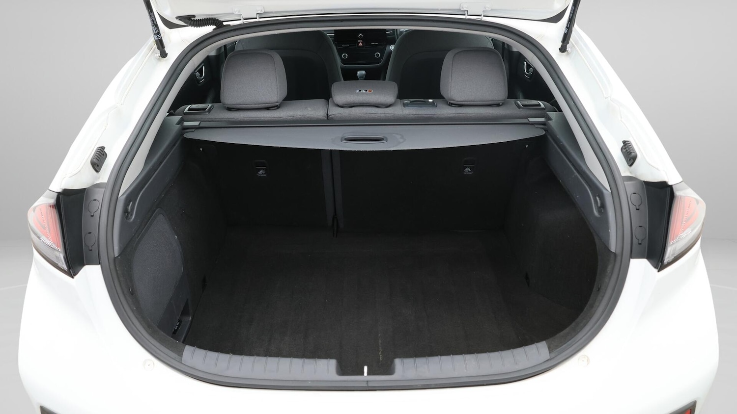 Used Hyundai IONIQ 2022 for sale - 76138111: Photo 18