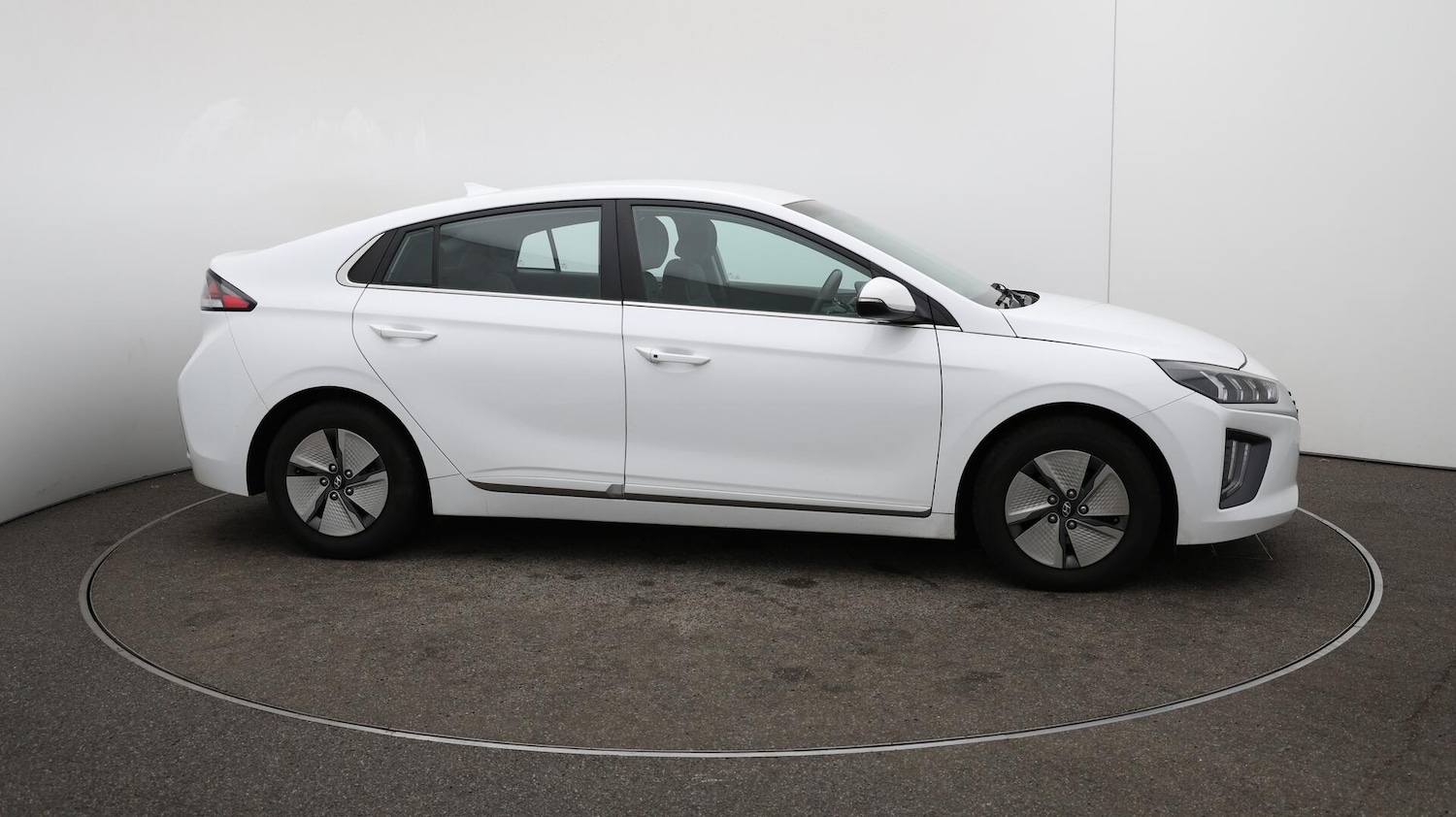 Used Hyundai IONIQ 2022 for sale - 76138111: Photo 46