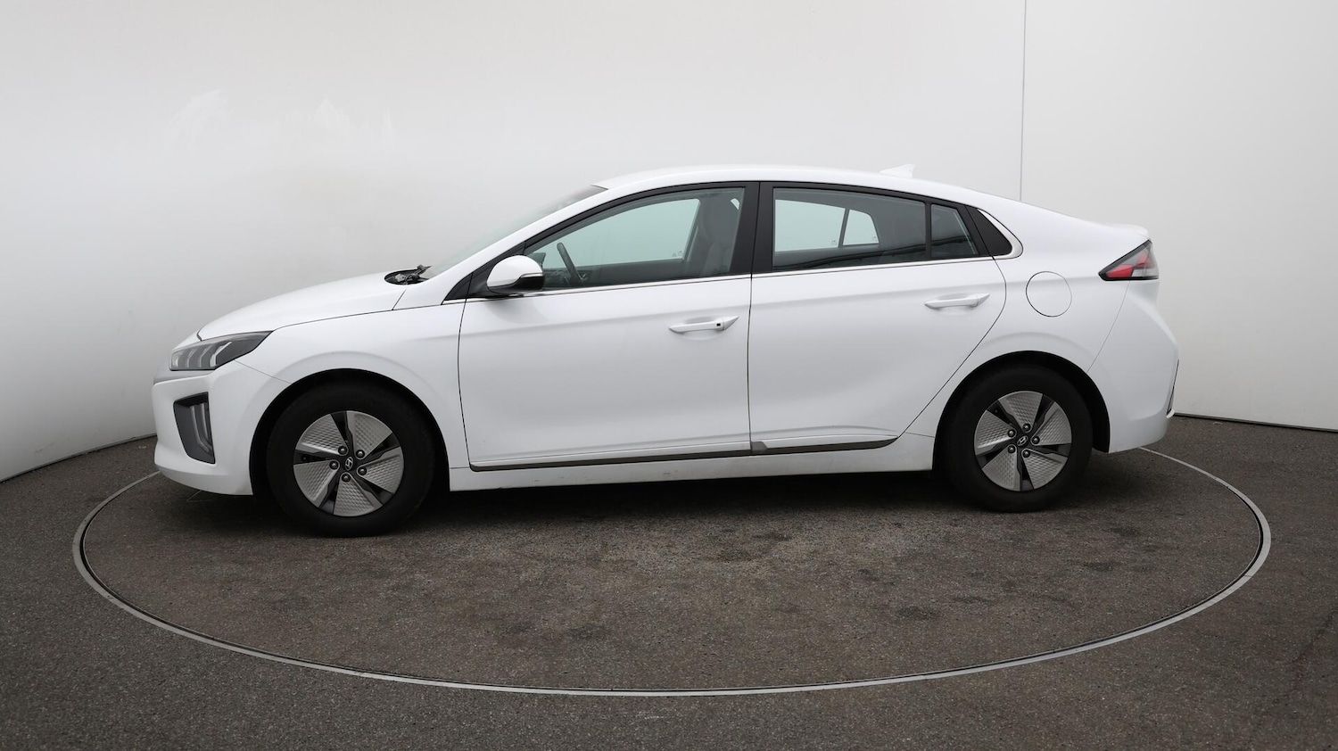 Used Hyundai IONIQ 2022 for sale - 76138111: Photo 63