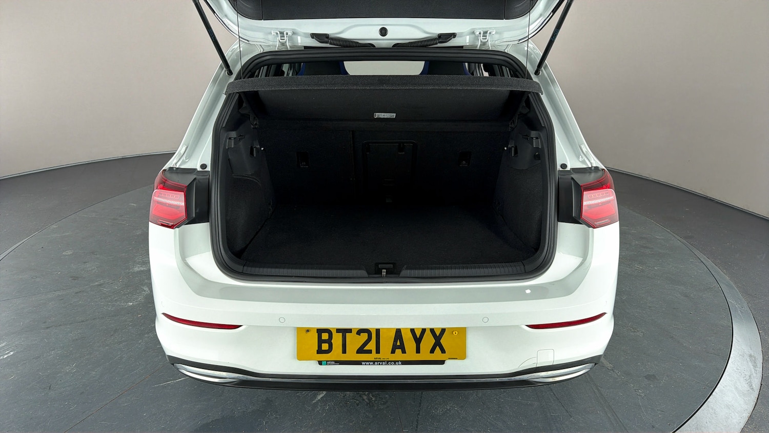 Used Volkswagen Golf 2021 for sale - 77896064: Photo 8