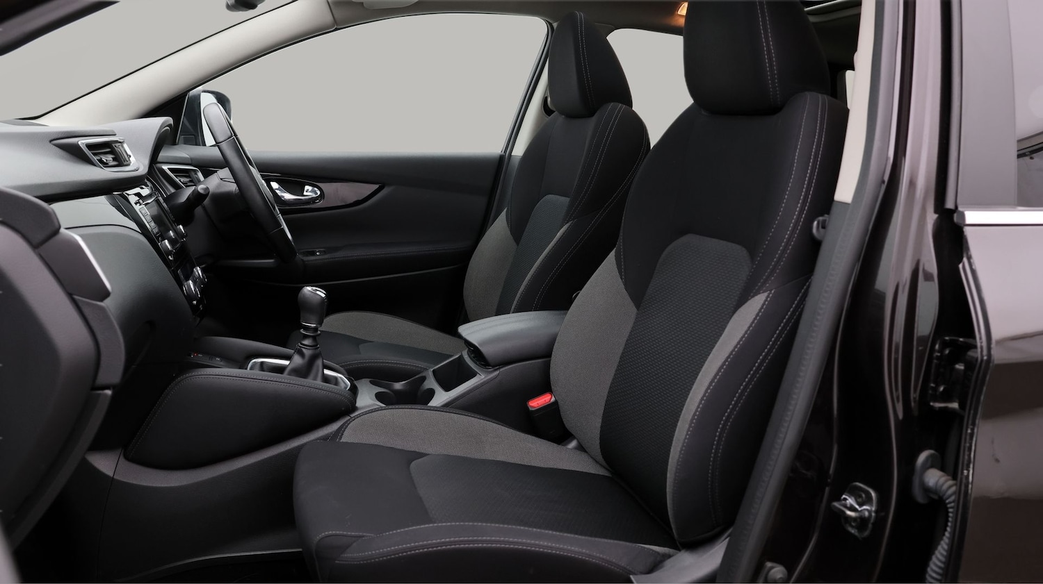 Used Nissan Qashqai for sale - 77364131: Photo 14