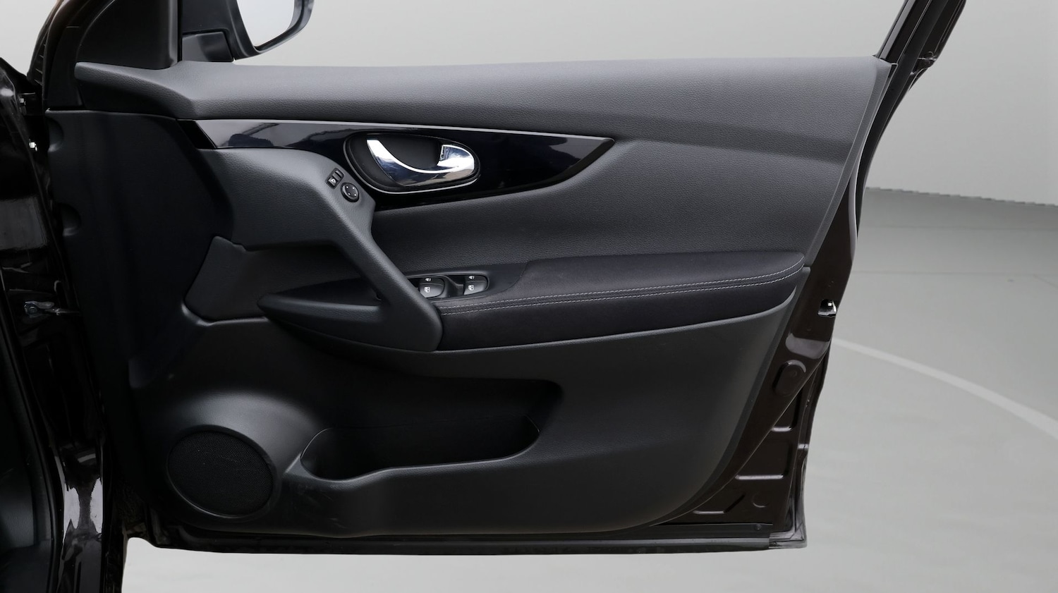 Used Nissan Qashqai for sale - 77364131: Photo 15