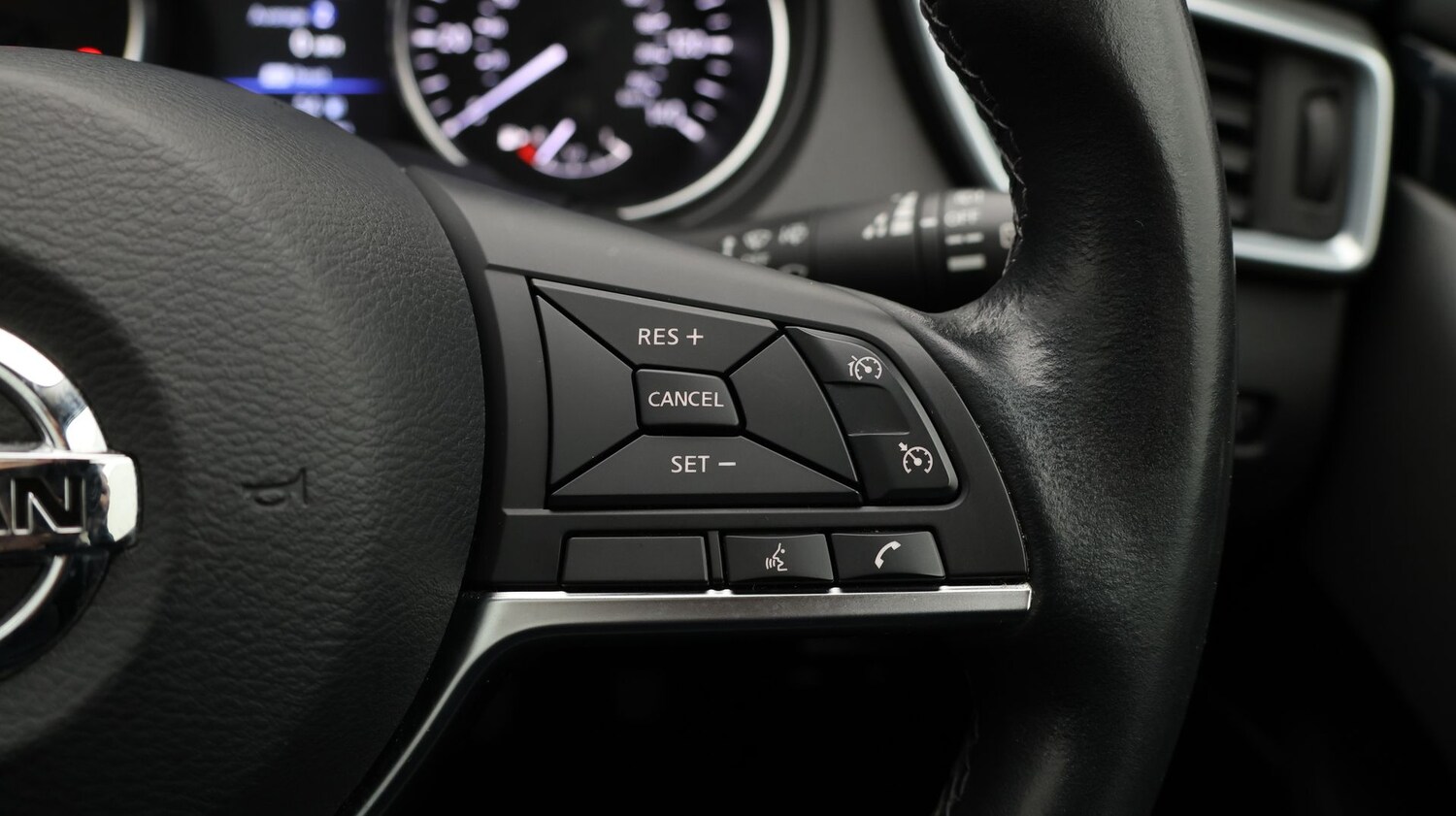 Used Nissan Qashqai for sale - 77364131: Photo 22