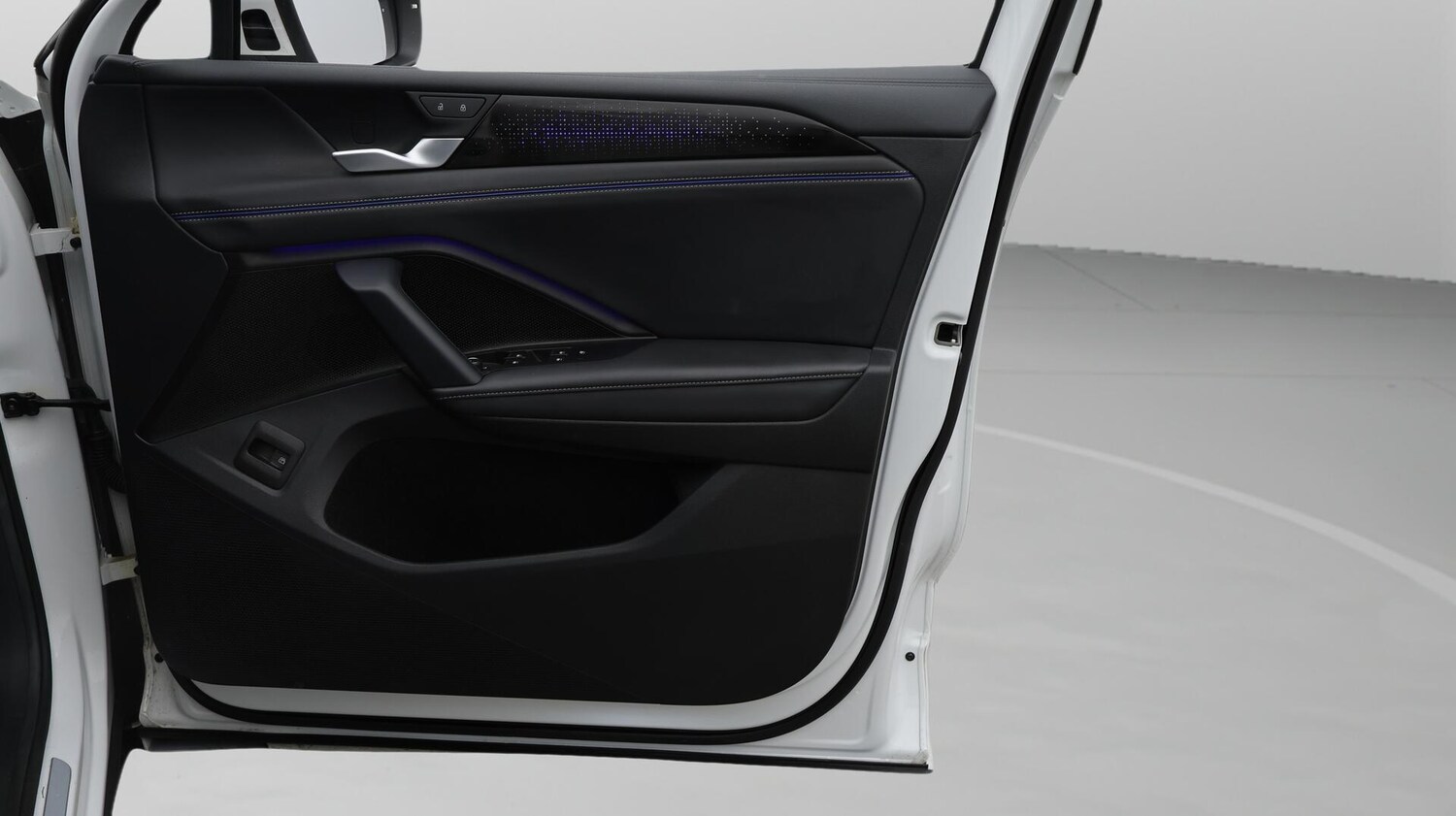 Used Volkswagen Tiguan 2024 for sale - 76472628: Photo 16