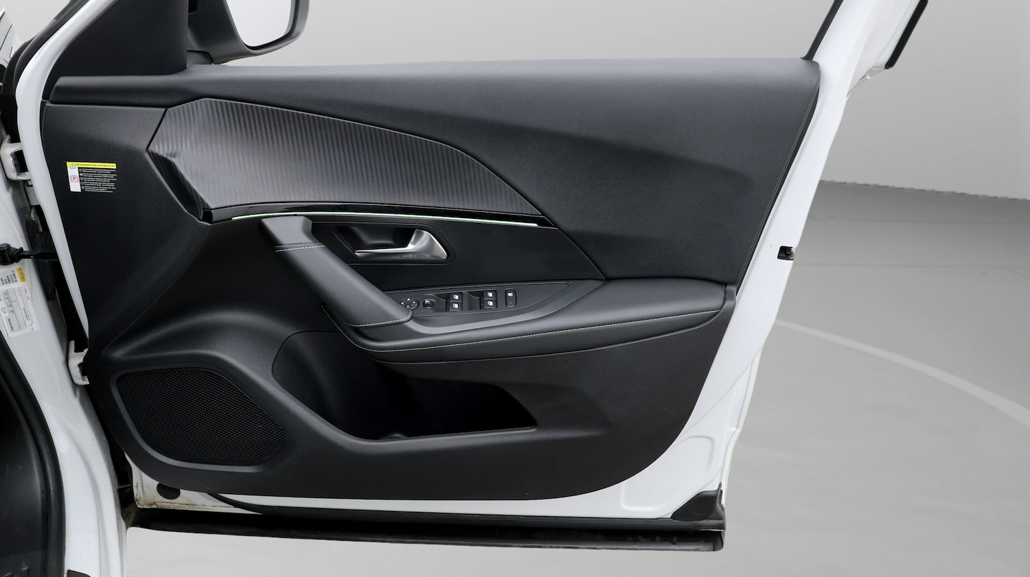 Used Peugeot 2008 2021 for sale - 77270752: Photo 15