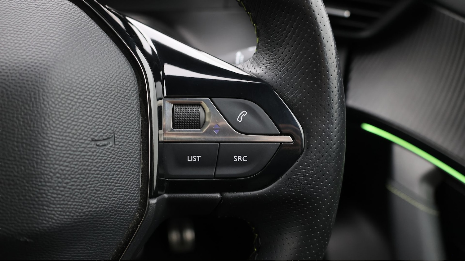 Used Peugeot 2008 2021 for sale - 77270752: Photo 25