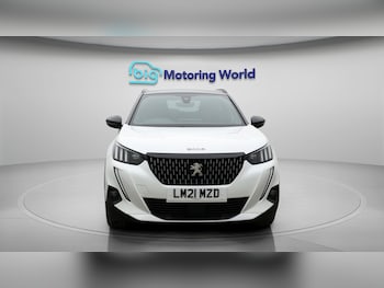 Used Peugeot 2008 2021 for sale - 77270752: Photo