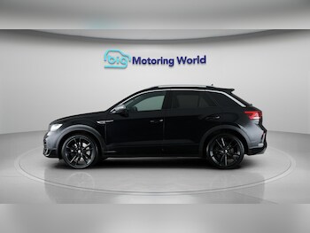 Used Volkswagen T-Roc 2020 for sale - 75431028: Photo