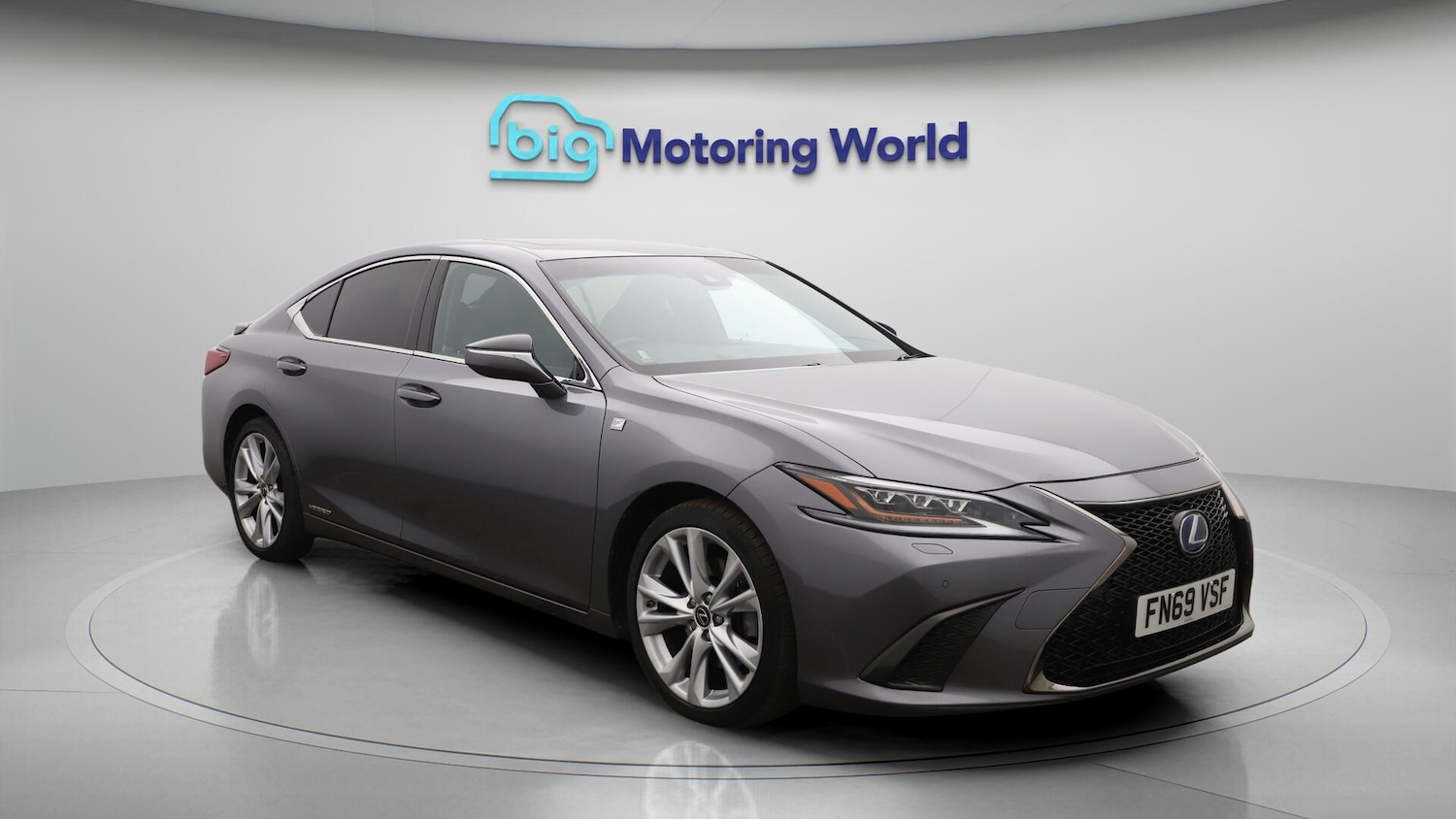 Used Lexus ES 2019 for sale - 76498654: Photo 1