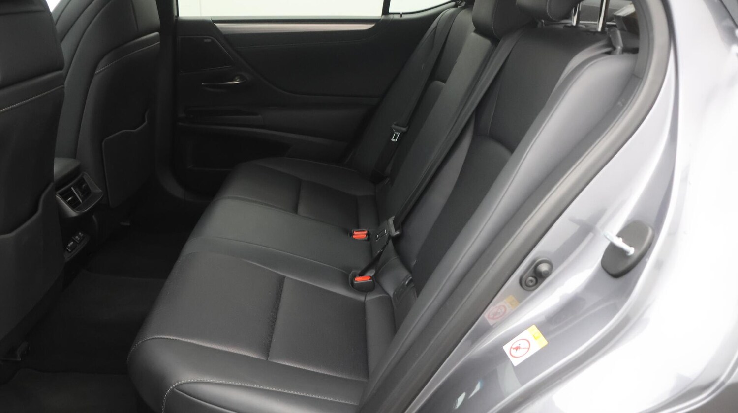 Used Lexus ES 2019 for sale - 76498654: Photo 16