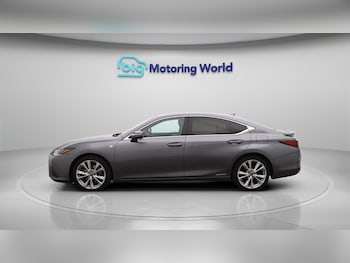 Used Lexus ES 2019 for sale - 76498654: Photo