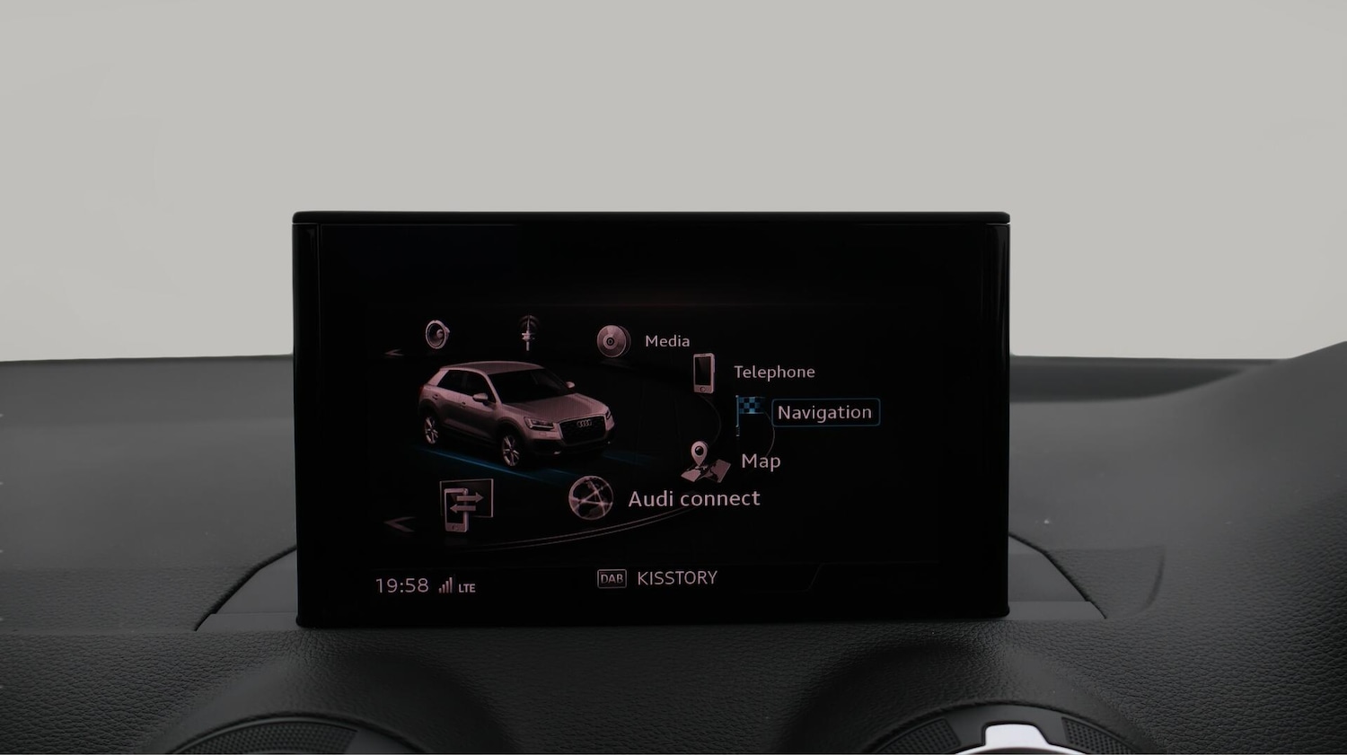 Used Audi Q2 for sale - 76728289: Photo 12