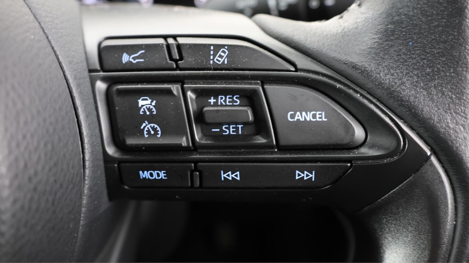 Used Toyota Yaris 2022 for sale - 76440834: Photo 25