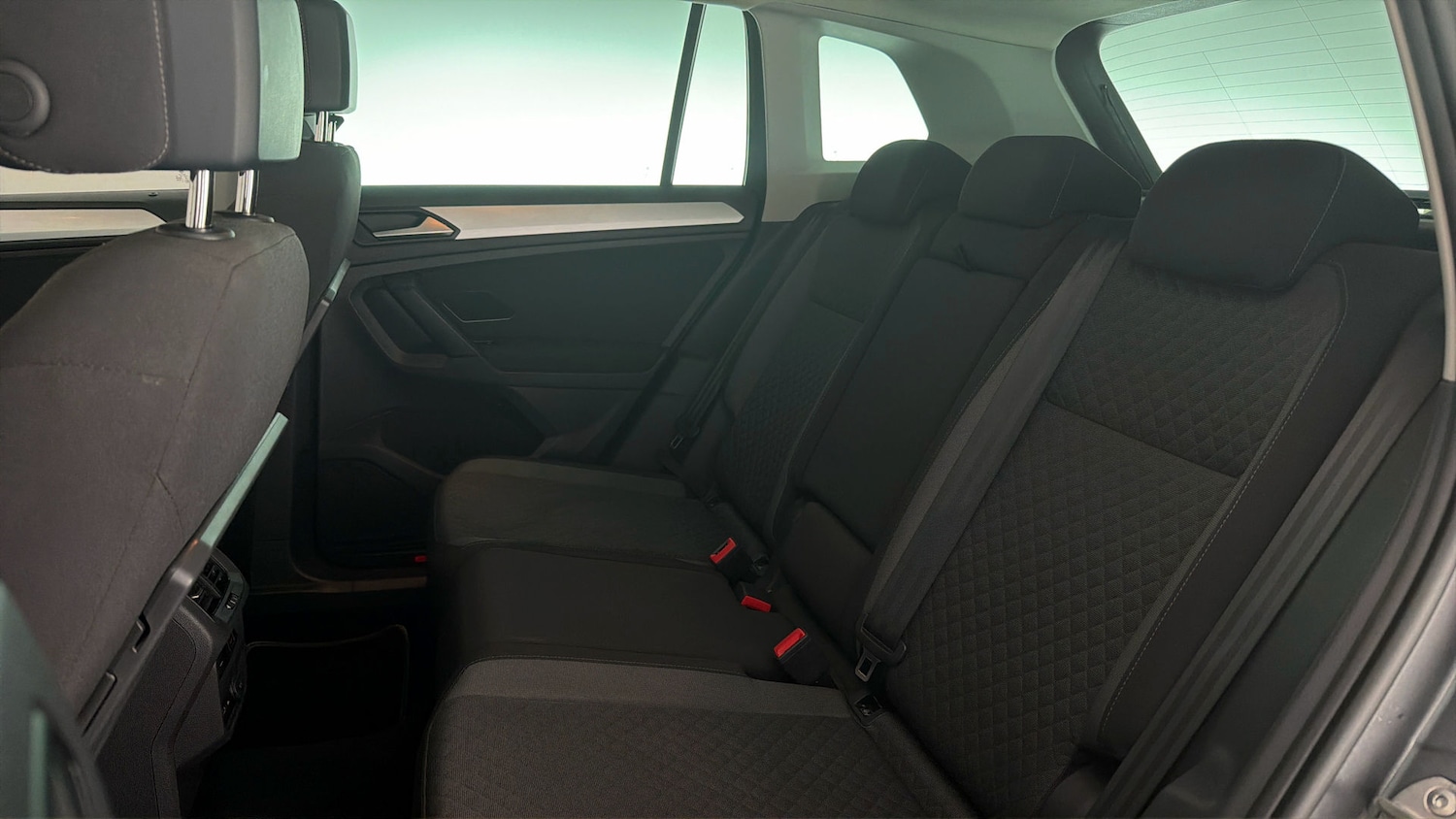 Used Volkswagen Tiguan 2019 for sale - 77666190: Photo 15