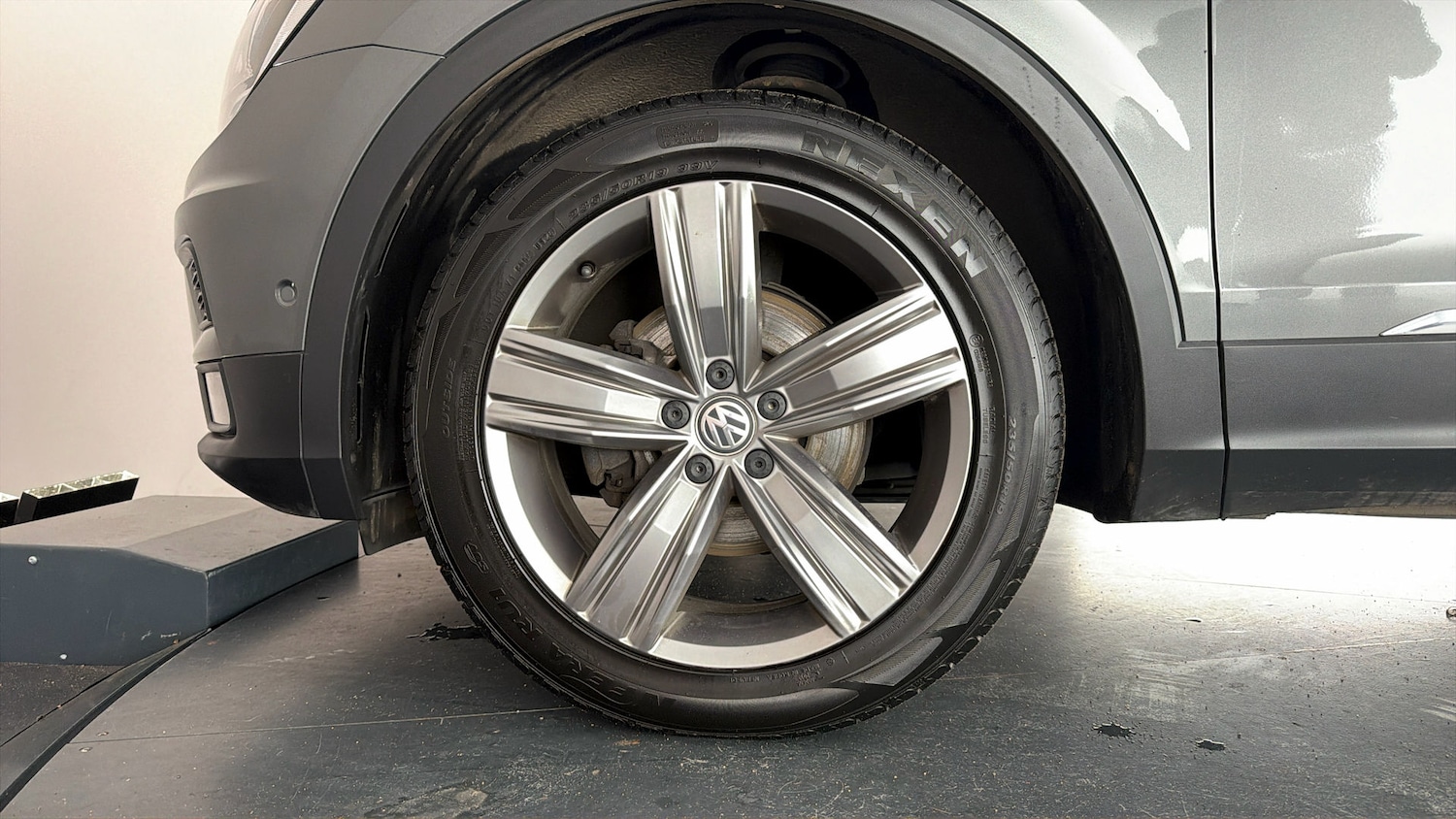 Used Volkswagen Tiguan 2019 for sale - 77666190: Photo 17