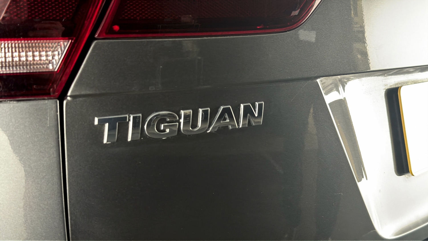 Used Volkswagen Tiguan 2019 for sale - 77666190: Photo 24