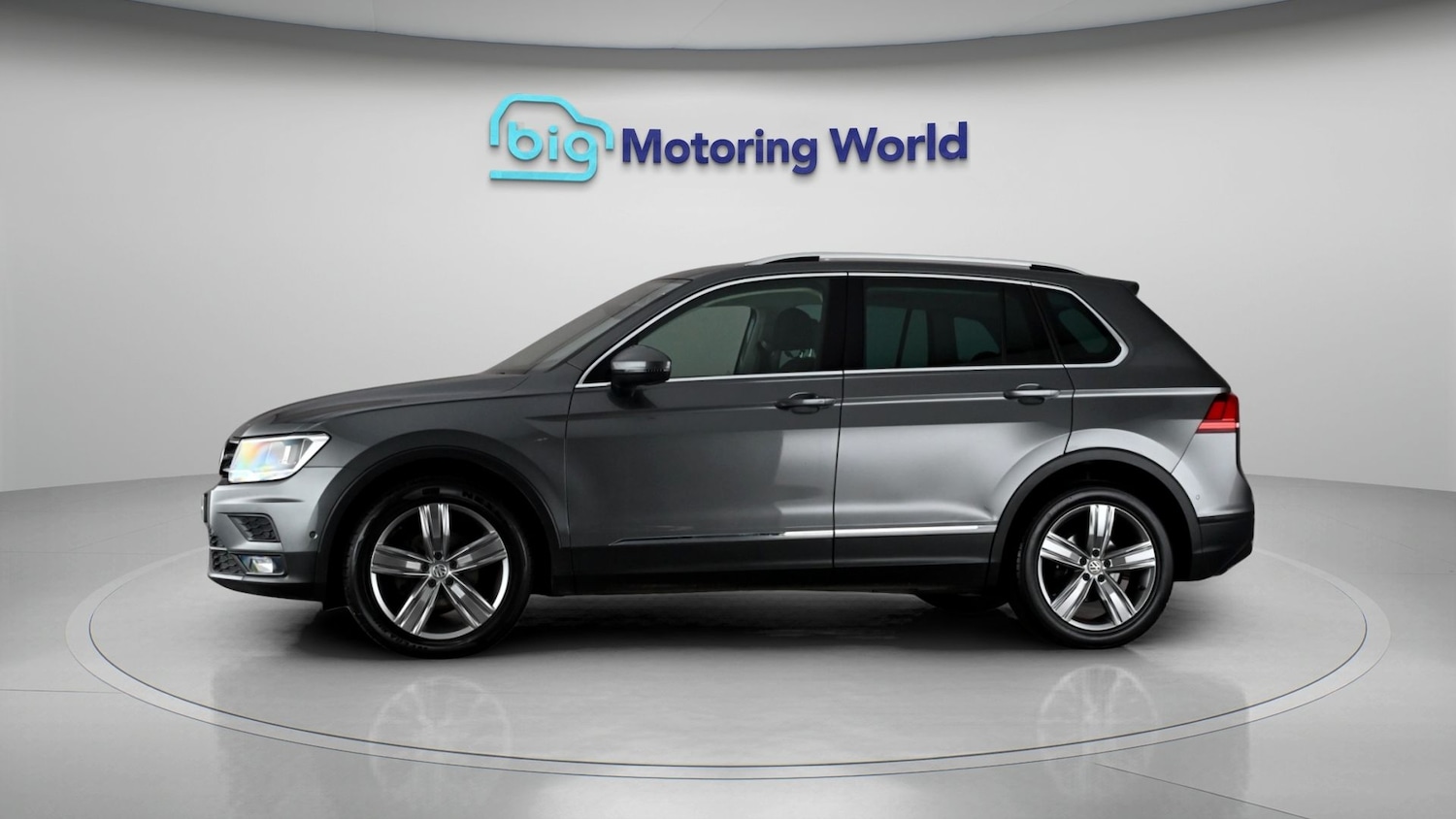 Used Volkswagen Tiguan 2019 for sale - 77666190: Photo 4