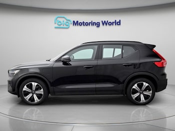 Used Volvo XC40 2022 for sale - 79526965: Photo