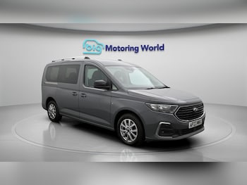 Used Ford Grand Tourneo Connect 2023 for sale - 79368903: Photo
