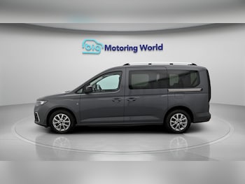 Used Ford Grand Tourneo Connect 2023 for sale - 79368903: Photo